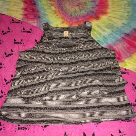 Layered Faded Glory Tank Blouse Top - Picture 2 of 8